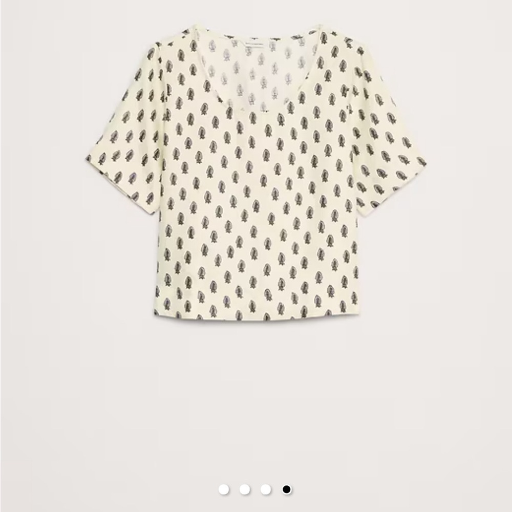 Banana Republic 100% Linen Cream and Black Patterned Blouse